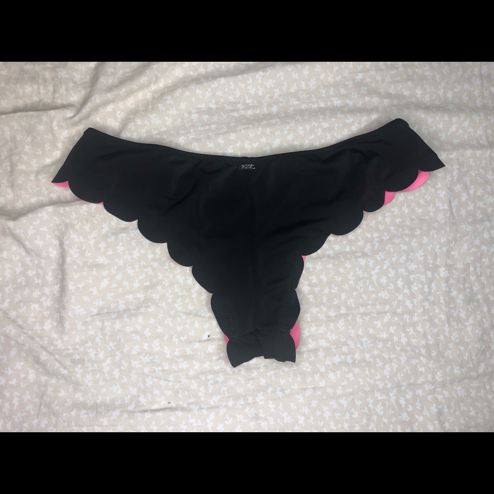 PINK Victoria’s Secret Swim Bottoms Size Small